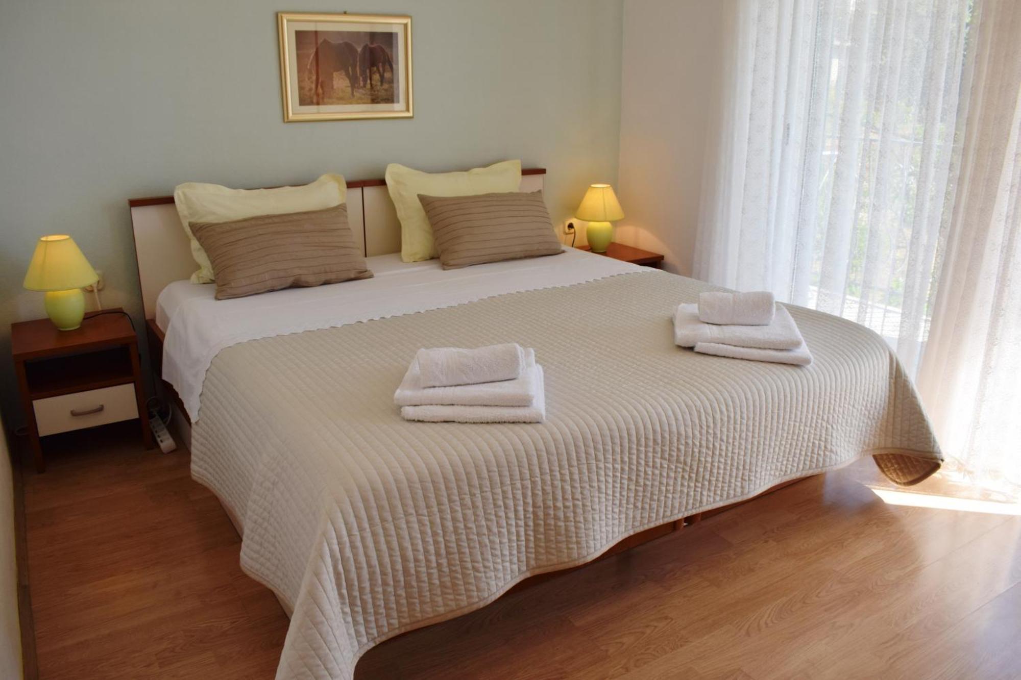 Lina Vrankovic Apartments هفار المظهر الخارجي الصورة